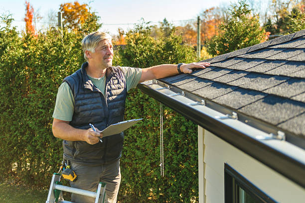 Professional Roofing technician working in Randolph, OH